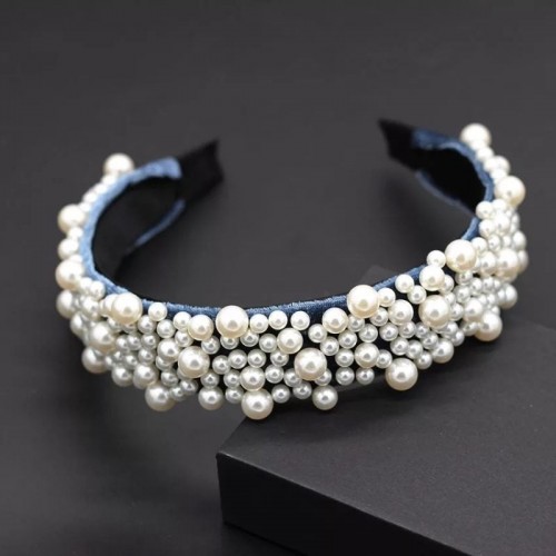 Bentita, coronita par albastra din material textil cu perle decorative BP10