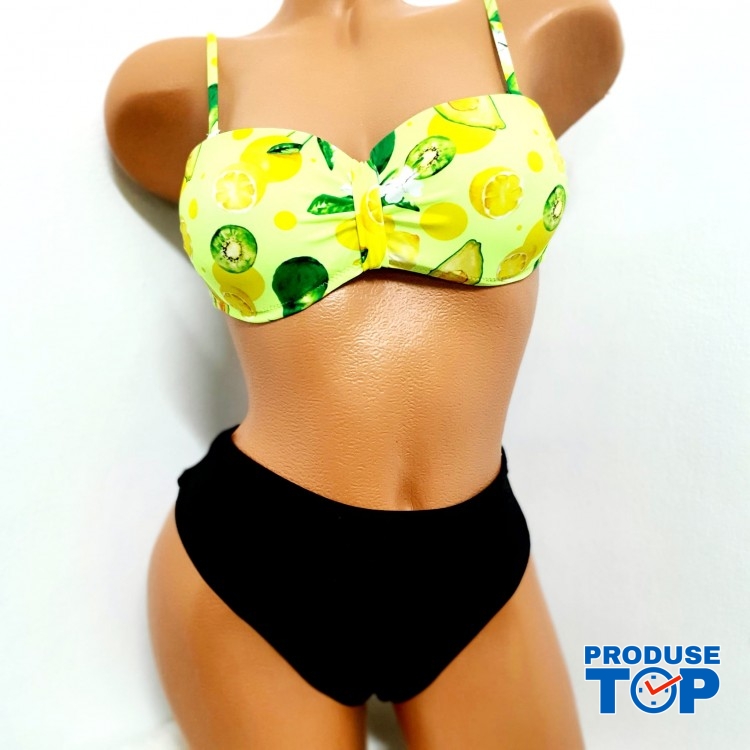 Costum de Baie din doua piese cu intaritura la sutien si slip normal CBD033