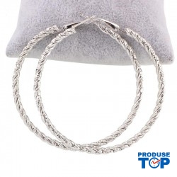 Cercei eleganti argintii rotunzi cu textura impletita CW09