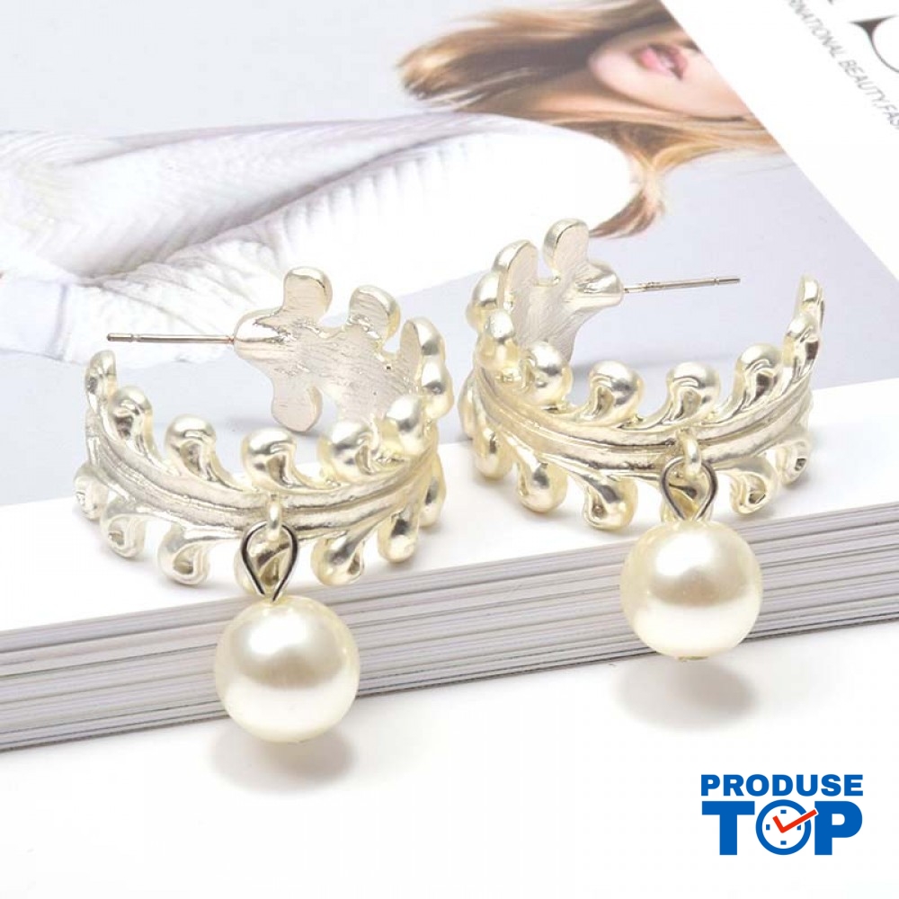 Cercei eleganti semicerc argintii cu perla CW30