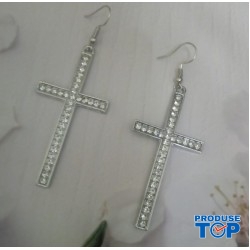 Cercei eleganti cruce mica argintii cu strasuri CW46