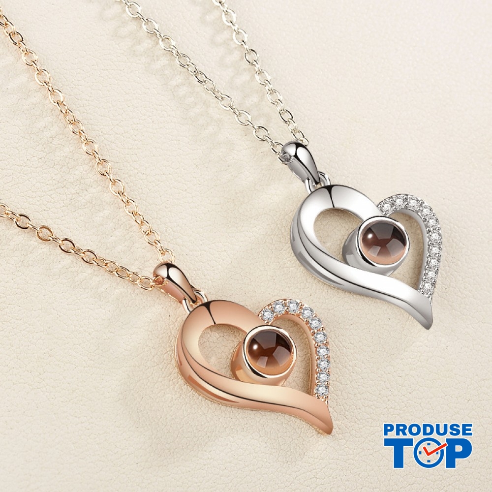 Lantisor argintiu cu pandativ cu inimioara si proiectie I love You in 100 de limbi COL040 Lantisor argintiu cu pandativ cu inimioara si proiectie I love You in 100 de limbi COL040