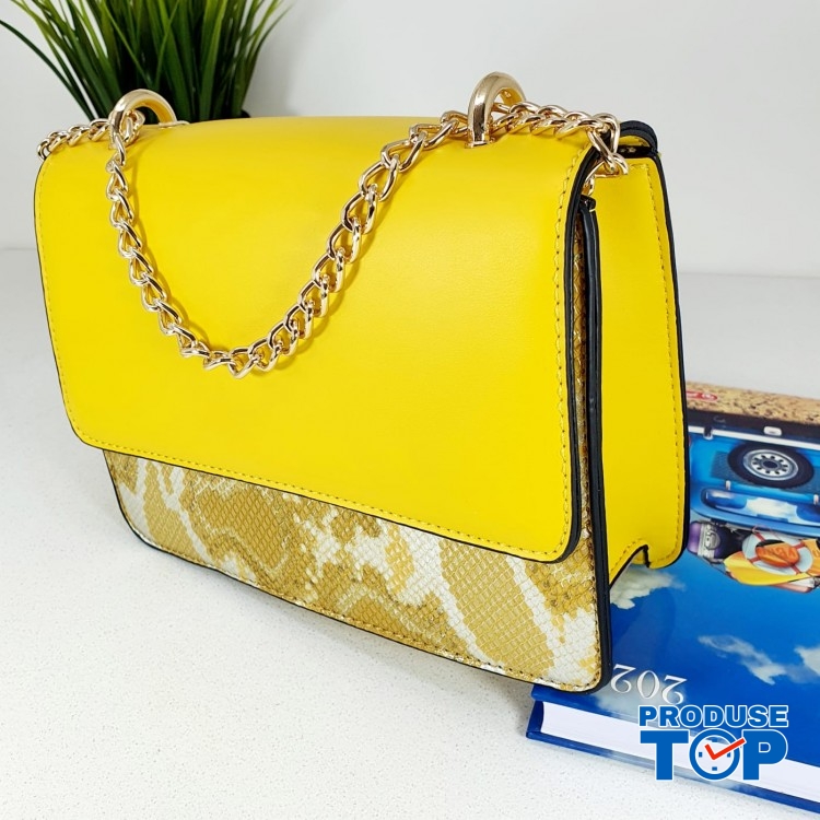 Geanta fashion din piele eco galbena cu bareta din lant auriu ACGD092 Geanta fashion din piele eco galbena cu bareta din lant auriu ACGD092