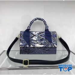 Geanta eleganta albastra de ocazie cu bareta tip esarfa si imprimeu floral cu alb ACGD293