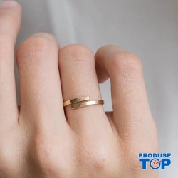 Inel dama din material inoxidabil geometric placat cu aur galben de 14K INL010