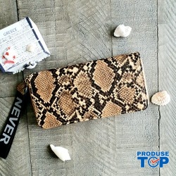 Portofel dama khaki din piele ecologica Animal Print cu bareta Never Give Up ACPT015