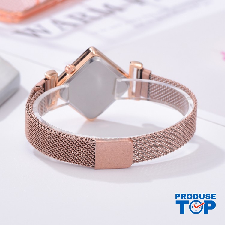 Ceas Dama Elegant Auriu design romb cu bratara metalica QUARTZ CDQZ054 Ceas Dama Elegant Auriu design romb cu bratara metalica QUARTZ CDQZ054