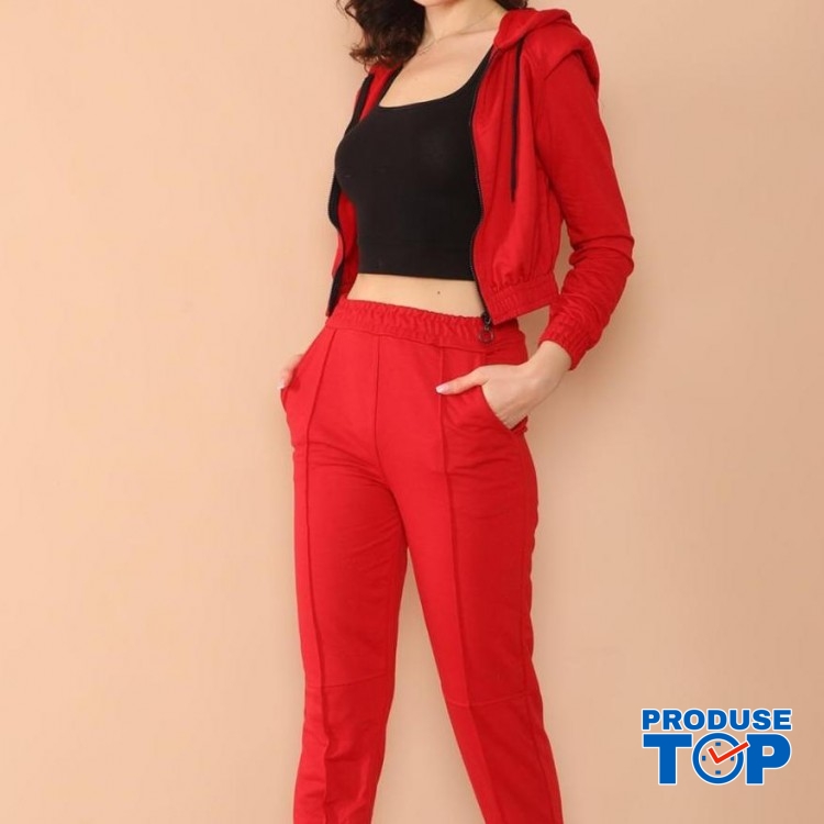 Trening  Dama sport casual rosu compus din hanorac scurt si pantaloni de trening cu talie inalta TND035