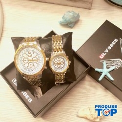 Set 2 Ceasuri pentru Cupluri Ulysses auriu cu argintiu cu bratara metalica si cadran alb + Cutie Cadou SBD02 Set 2 Ceasuri pentru Cupluri Ulysses auriu cu argintiu cu bratara metalica si cadran alb + Cutie Cadou SBD02
