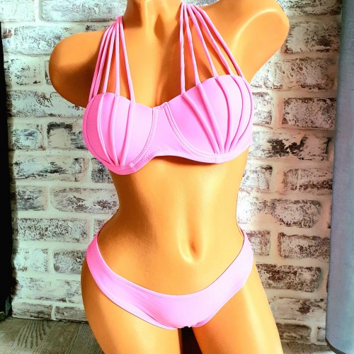 Costum de Baie roz din doua piese cu sutien scoica push up cu bretele decorative CBD002