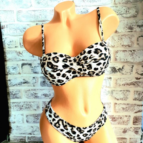 Costum de Baie  din doua piese cu sutien push up leopard bretele detasabile slip normal + CADOU slip tanga CBD008