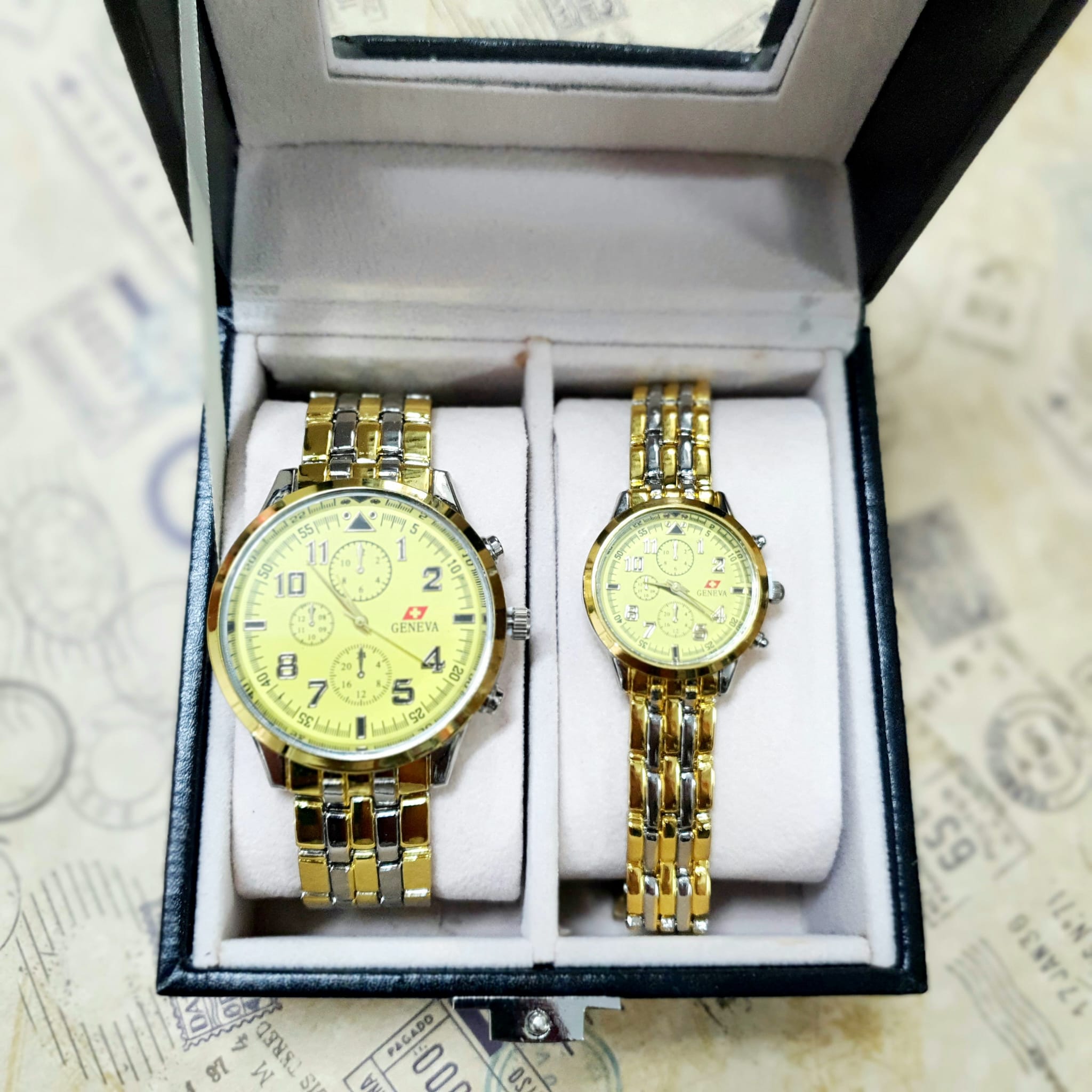 Set 2 Ceasuri pentru Cupluri Geneva cu bratara metalica argintie cu auriu si cadran galben+ Cutie Cadou SBD12 image0