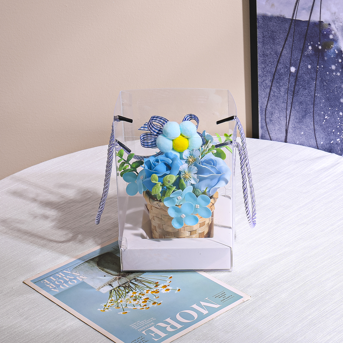 Aranjament floral elegant, flori de sapun, D4093, Blue